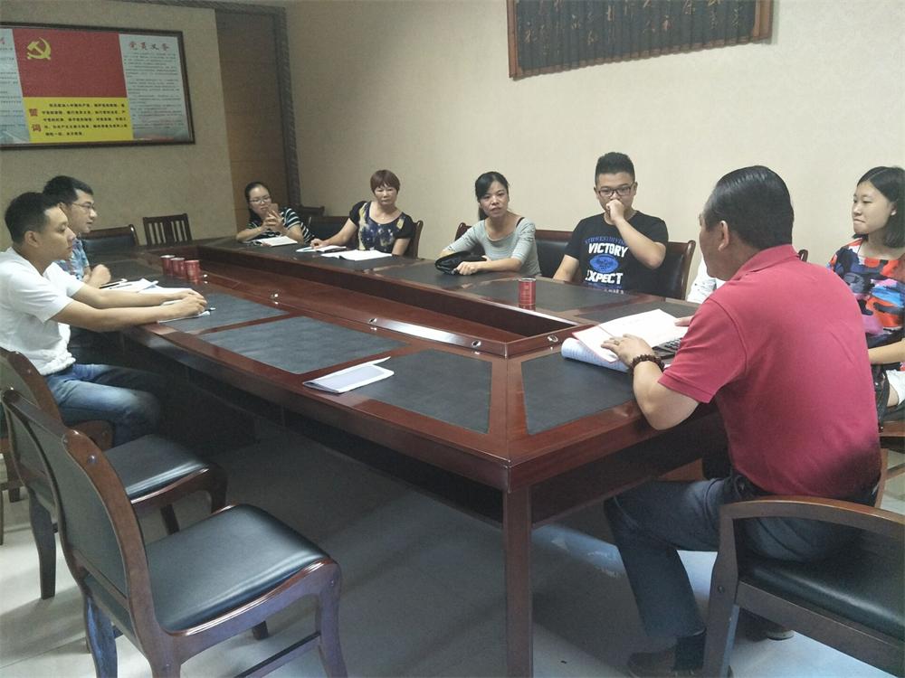 福建易順建筑工程有限公司2017年第一屆：“金秋助學(xué)，學(xué)子圓夢，誠信你我，感恩社會”