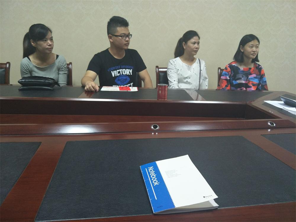 福建易順建筑工程有限公司2017年第一屆：“金秋助學(xué)，學(xué)子圓夢，誠信你我，感恩社會”