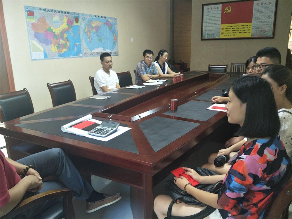 福建易順建筑工程有限公司2017年第一屆：“金秋助學(xué)，學(xué)子圓夢，誠信你我，感恩社會”